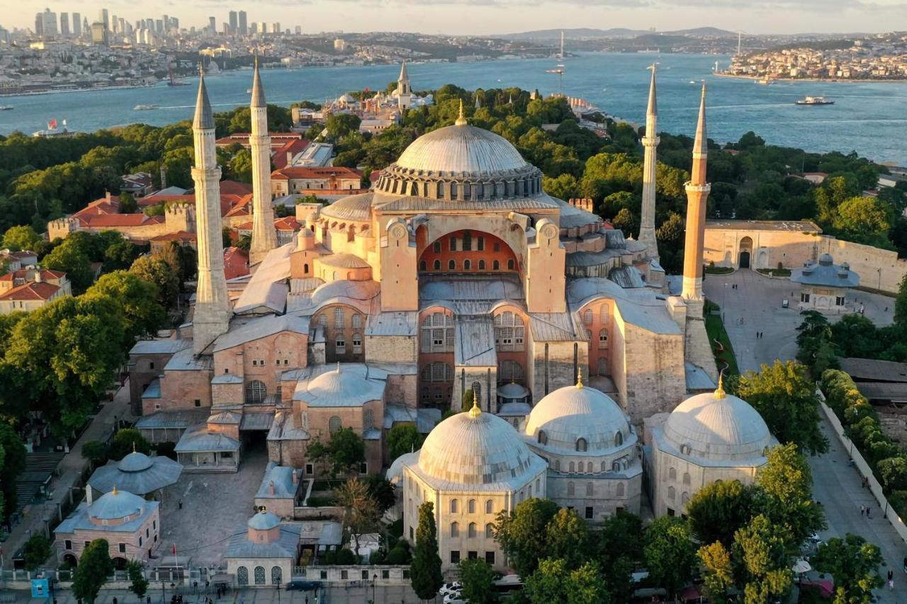 Hagiasophia Donat Suites Istanbul Exteriör bild